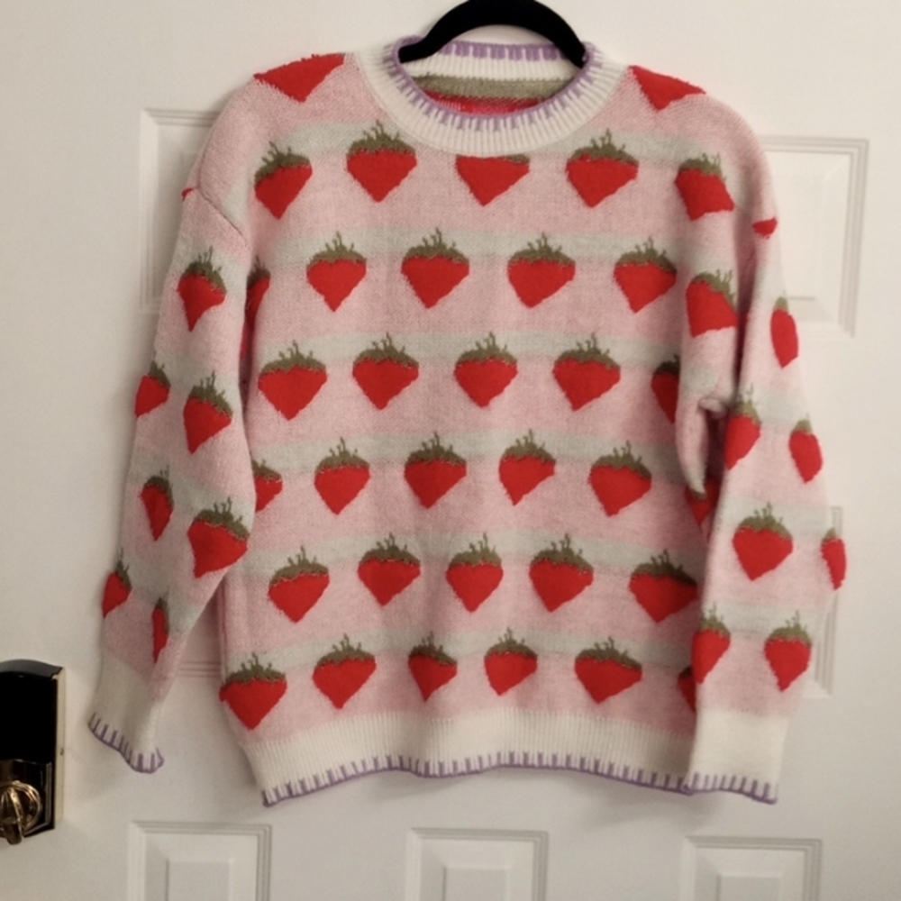 New Strawberry dropped shoulder sweater medium or large